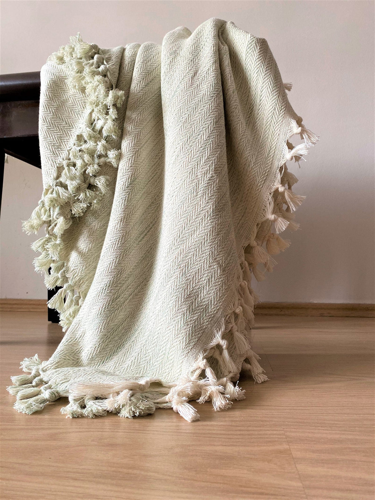 Handgewebter Teppich „Adana“ – 210 × 160 cm